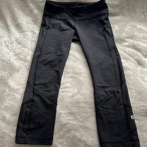 Lululemon black running leggings with zipper and pockets